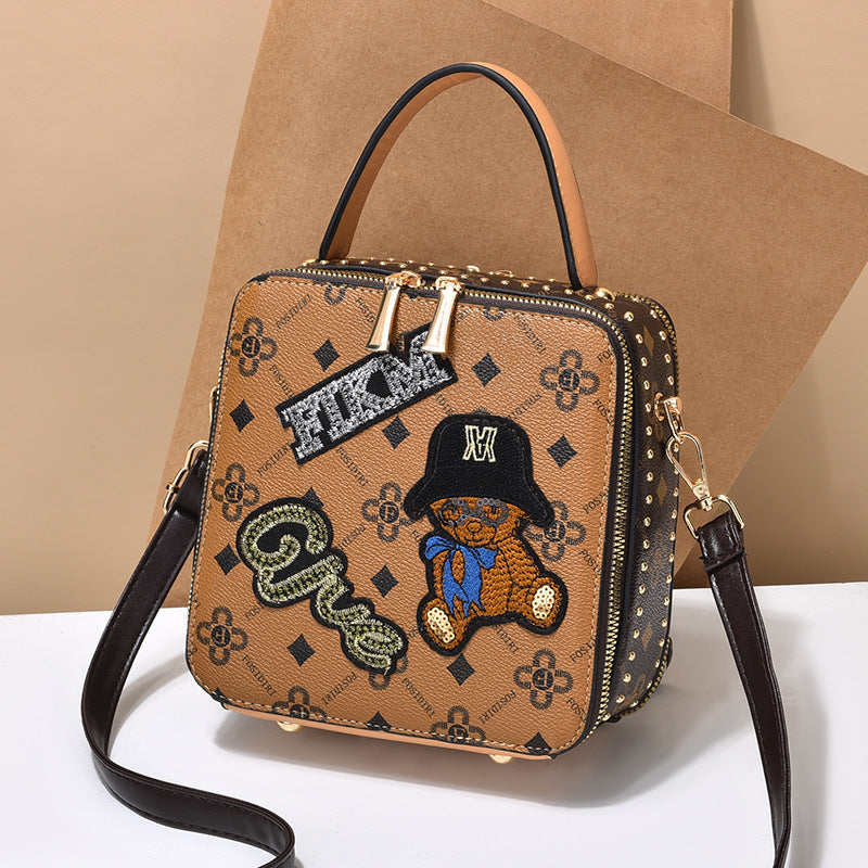 『C234643』韓版優雅刺繡小方包